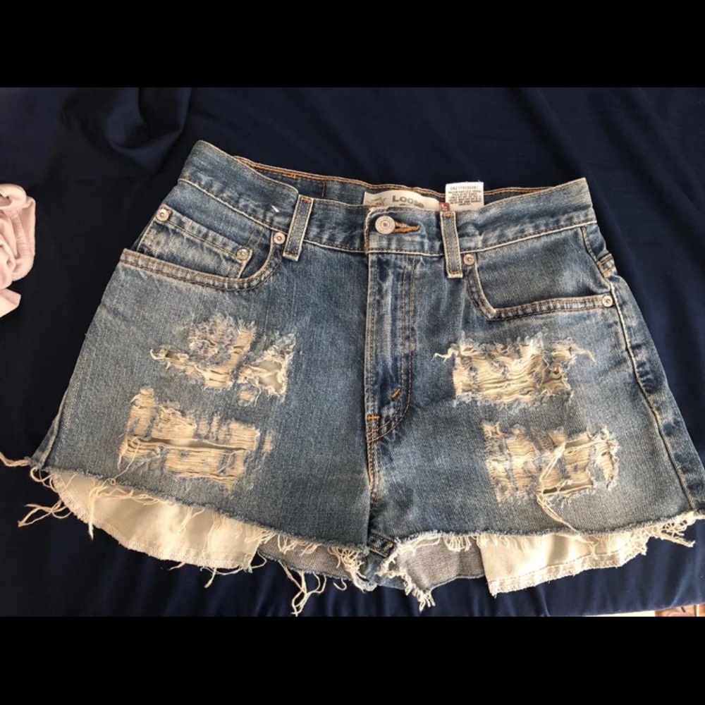 SOLD — Levi’s Cutoff Shorts